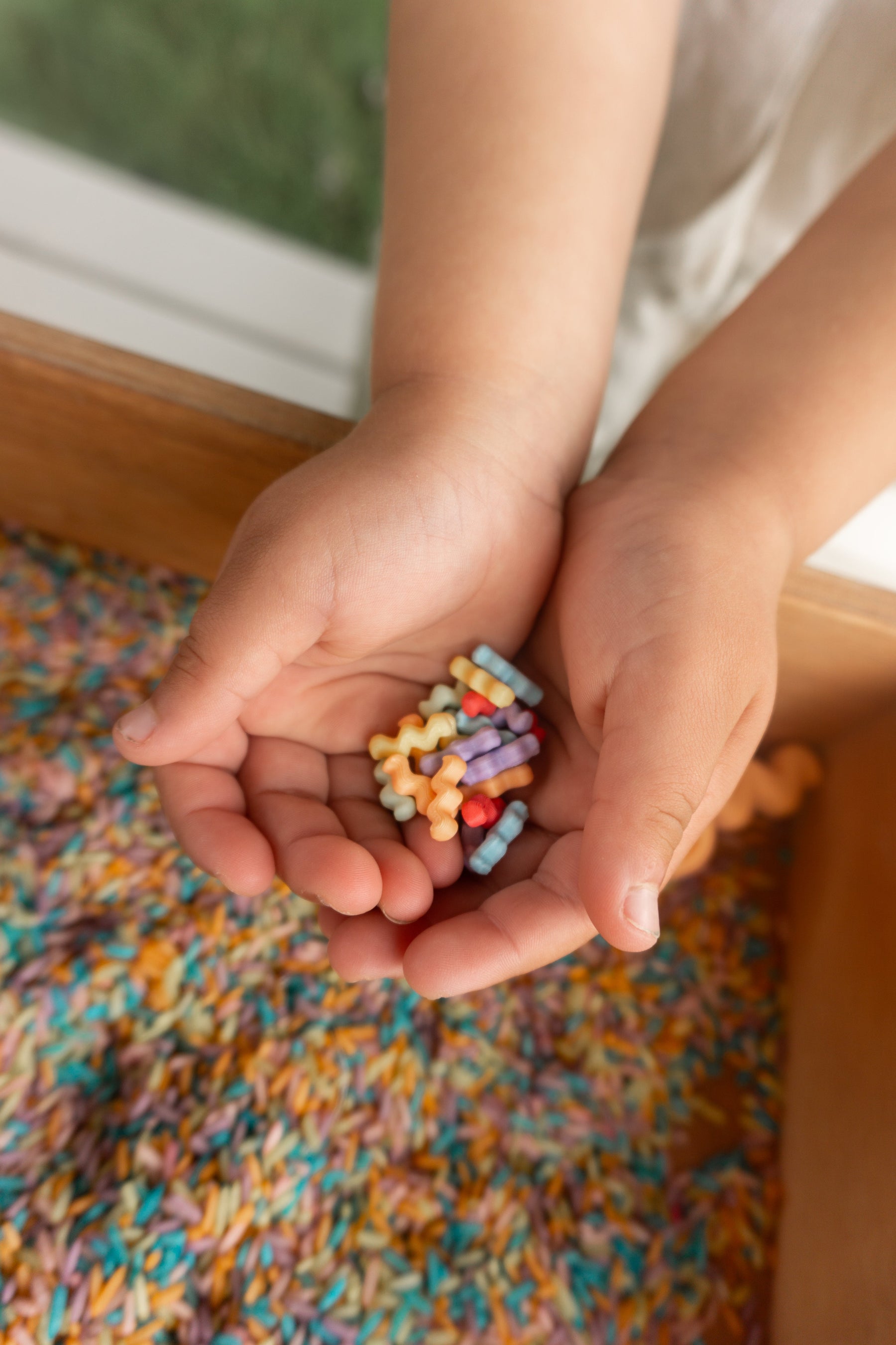 Sensorisch spelen met kleine kinderen: waar let je op?