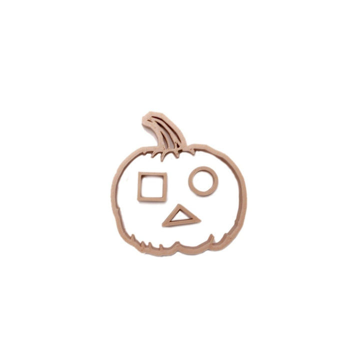 Grennn pumpkin with decoration cutter