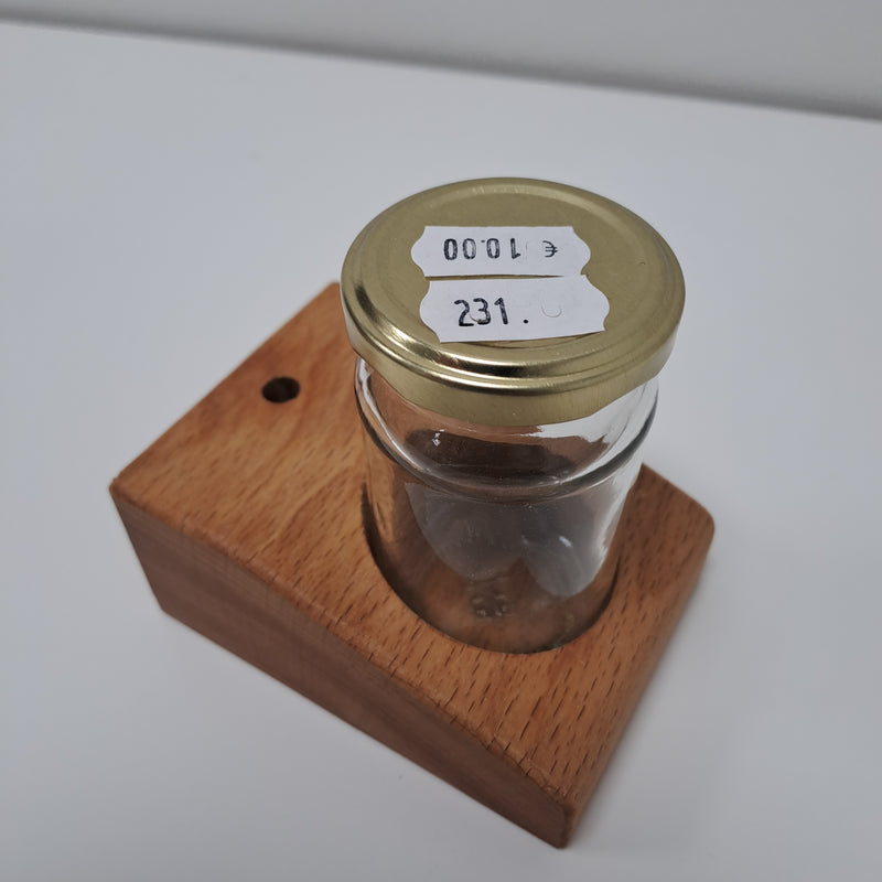 231